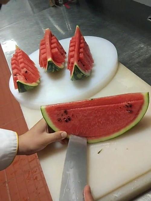 吃瓜你们都喜欢吃啥样的瓜,揭秘众人喜爱的瓜类美食偏好